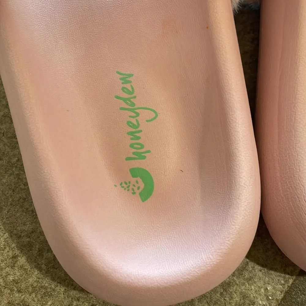 Honey Dew sandals